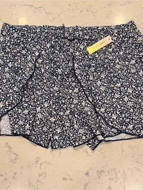 Sea to Shore Swim Shorts Summersalt — Navy and White Floral 2XL